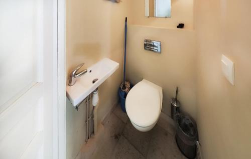Saint-Laurent-de-la-Cabrerisse Casa | Lovely Home In Saint-Laurent-De-La-Ca