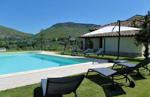 Fara in Sabina Complejo | LO SCRIGNO COUNTRY HOUSE
