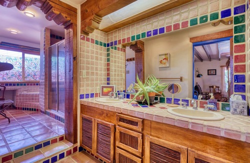 Alamedan Valley Cama Y Desayuno | Loba Luna Bed & Breakfast