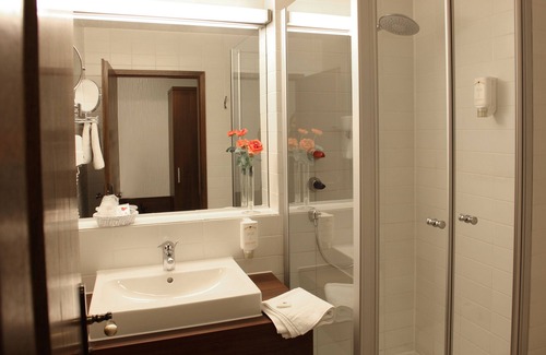 Langenau Hotel | Lobinger Hotel - Weisses Ross