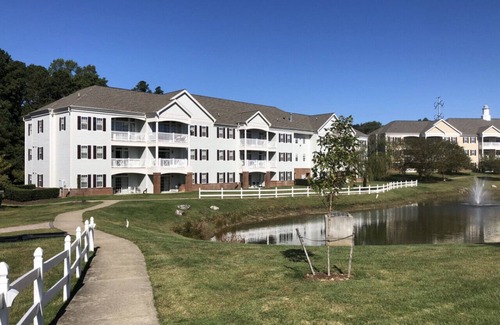 Williamsburg Complejo | Local Host! 3 BR, Governor's Green -Centrally Located, Indoor/Outdoor Pools