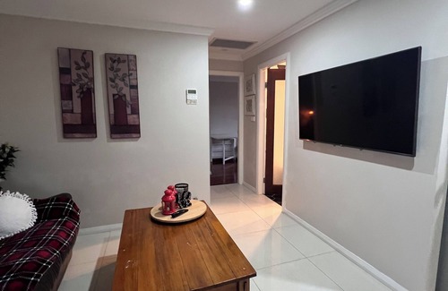 Prestons Casa | LOCAL SUBURB LIVING IN SPECTACULAR FAMILY HOME !