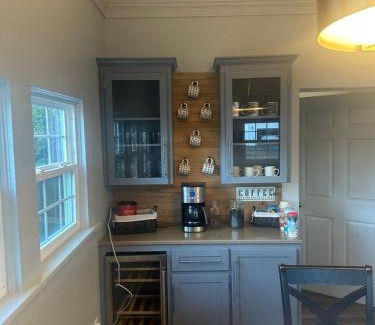Enterprise Casa | Local with a Side of Cozy