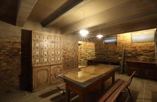 Verduno Cama Y Desayuno | Locanda Dell' Orso Bevitore