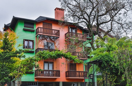 Centro Apartamento | LOCAR-IN GRAMADO- Apartamento Bavária