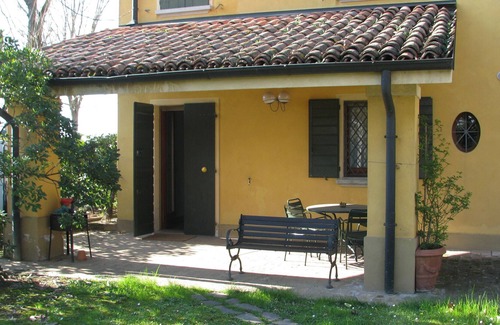 Reggio nell'Emilia Apartamento | Ubicado en una zona rural tranquila, a tiro de piedra de la ciudad.