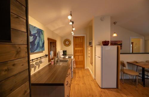 Whitehorse Apartamento | Located in Downtown Whitehorse - Treehouse