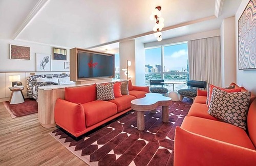 Las Vegas Apartamento | Located in Las Vegas, 1.2 mi from Las Vegas Strip, Virgin Hotels Las Vegas .