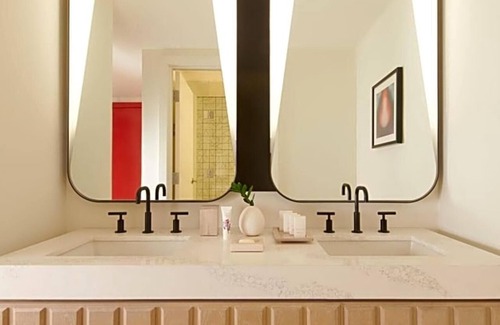 Las Vegas Apartamento | Located in Las Vegas, 1.2 mi from Las Vegas Strip, Virgin Hotels Las Vegas .