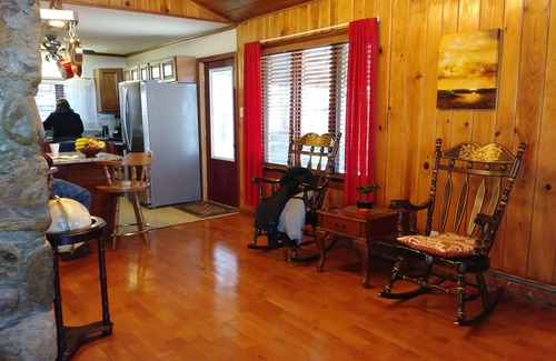 Brevard Chalet De Esquí | Ubicado en uno de los lugares de vacaciones más deseables del país.