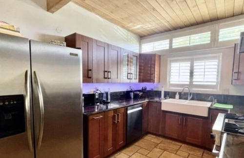 Vista Las Palmas Casa | Located in the iconic Old Las Palmas neighborhood of Palm Springs.
