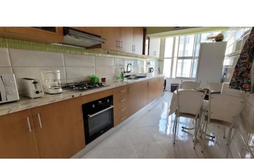 Praia Condominio | Located in the 🖤 of the city w/ AC + free parking