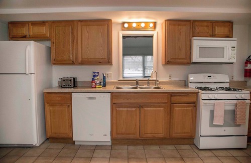 Dundee Cabina | Located on Waneta Lake in the Sylvan Beach Association.
