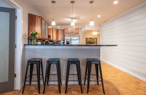 Bayshore Gardens Condominio | ¡Ubicación! A 1 cuadra de Bayshore / SOHO / Hyde Park