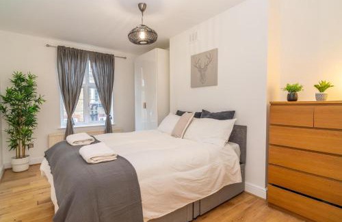 Somers Town Apartamento | Location! 2 bed/2bath - Pro Host