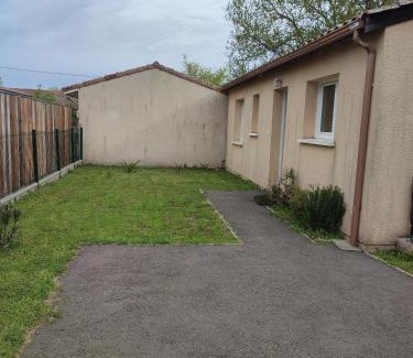 Grayan-Et-L'Hopital Casa | Location 4-6 personnes