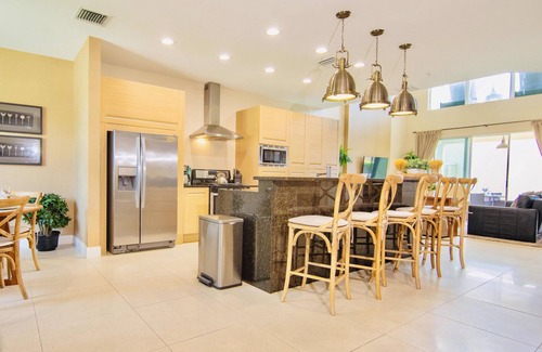 Florida Central Atlantic Coast Casa | *Location* 4BD/4.5Bh 2mi/Animal Kingdom/7'Disney