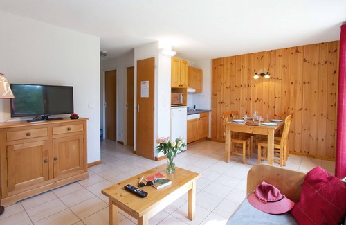 Saint-Etienne-en-Devoluy Condominio | Location au Pied des Pistes à 600m du Centre de la Station | Accès Piscine