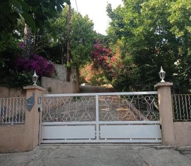 Bastia Apartamento | Location Bastia, U Fiumicellu. Vue Mer. Jacuzzi, Barbecue,. Pour 2 personnes