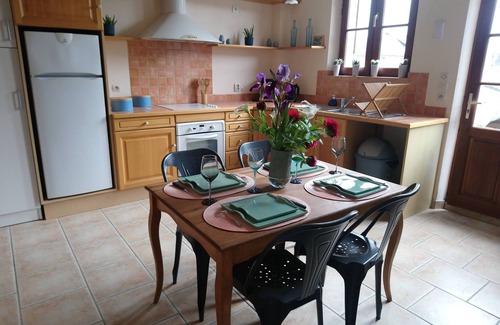 Montsoreau Casa | Location center of MONTSOREAU 49730.rue jehanne d'arc.