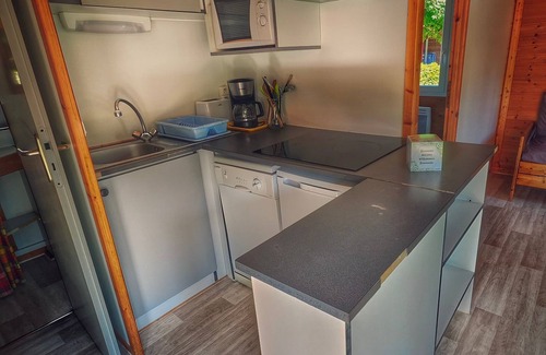 Coly Chalet De Esquí | Location Chalet en Bois Village Vacance Calme