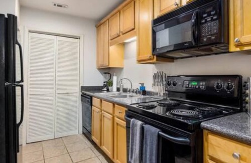 Meadowbrook Apartamento | Location Clean Quiet and Comfortable Community