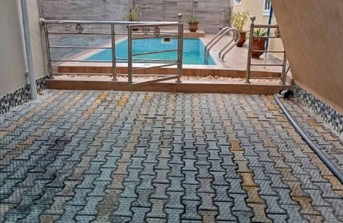 Quartier Saint-Leon Casa | Location D'une Villa Meublee R+2