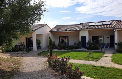 Les Tourrettes Apartamento | Location de Studio Meublé de Tourisme Avec Terrasse, Proche de Montélimar