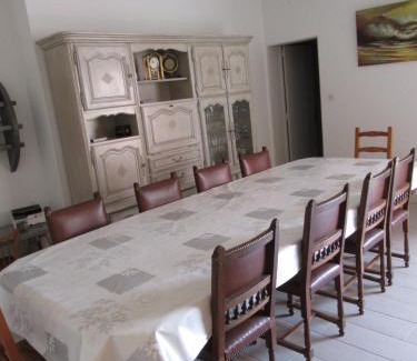 La Bree-les-Bains Casa | Location La Brée les Bains 15 personnes
