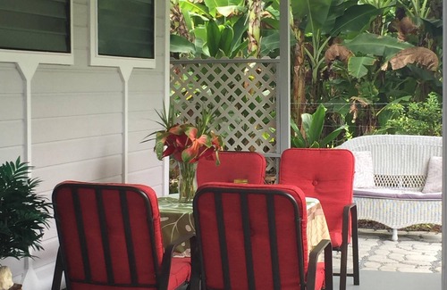 Keaukaha Apartamento | Ubicación, ubicación, hermoso AC Beach Studio en Hilo; Pocos pasos de Beach Cove