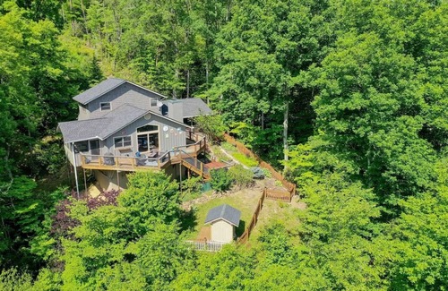 Pittman Center Cabina | Location Location Location ! Resort Pools , Hot Tub ! MILLION DOLLAR VIEW !!