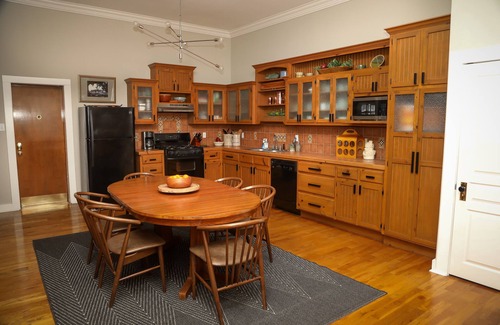 New Iberia Apartamento | LOCATION! LOCATION! LOCATION !Downtown Main Street New Iberia.