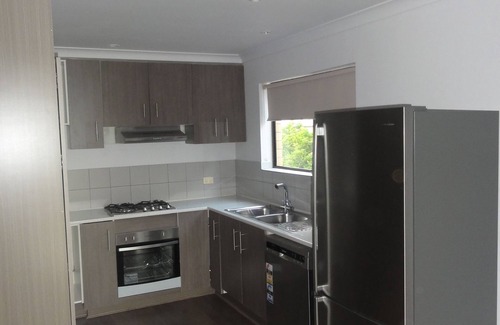 Brompton Casa | Location, Location, Location and a comfy space townhouse all in one