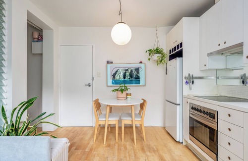Fitzroy Apartamento | Location! Location! Sunny, central Fitzroy Studio
