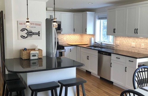 South Chatham Casa | Location, Location, Location!