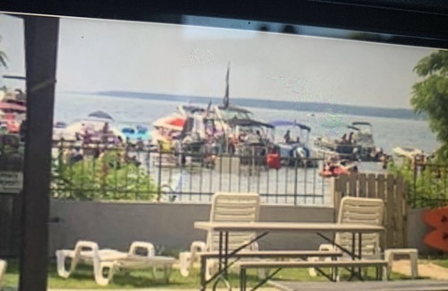 Sylvan Beach Cabaña | Location, location!! Just a few steps away from the Sandy beach!