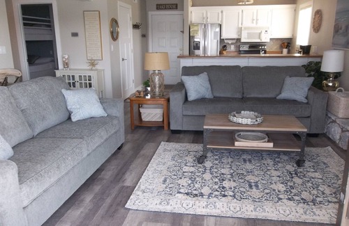 Lake Ozark Condominio | UBICACIÓN, UBICACIÓN !! ¡Qué vista tan impresionante! Complejo más pequeño, ¡NOCHE GRATIS!