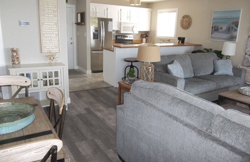 Lake Ozark Condominio | UBICACIÓN, UBICACIÓN !! ¡Qué vista tan impresionante! Complejo más pequeño, ¡NOCHE GRATIS!