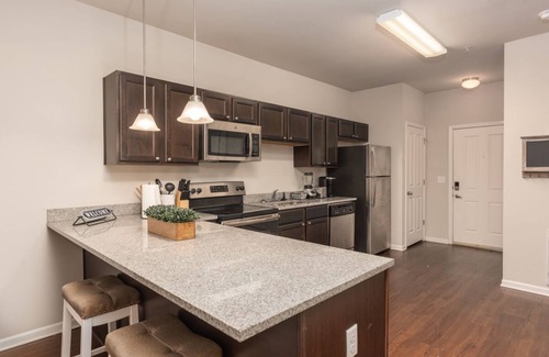 Starkville Condominio | Location! Luxury! Location! The Peabody-135 Sleeps 6 2-Bedrooms 2-Bath