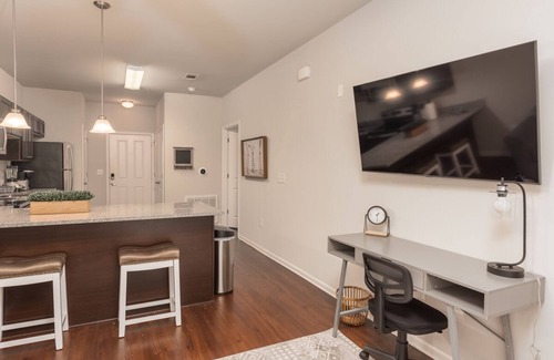 Starkville Condominio | Location! Luxury! Location! The Peabody-135 Sleeps 6 2-Bedrooms 2-Bath