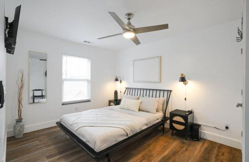Hope Gardens Casa | Location Matters - Parking - Entertainment