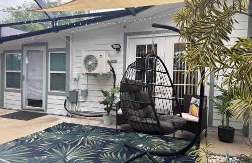 Sarasota Casa | Location Siesta 1 mile away Home with HOT SPA