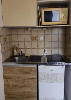 Port Rive Gauche Apartamento | LOCATION STUDIO EN BORD DE PLAGE A GRUISSAN