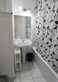 Port Rive Gauche Apartamento | LOCATION STUDIO EN BORD DE PLAGE A GRUISSAN