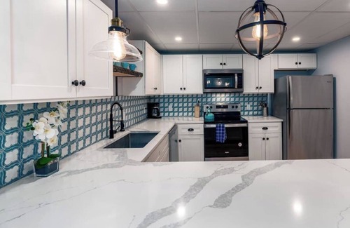 Stowe Village Historic District Apartamento | Location! This Stunning 2 Bedroom on Main Street.