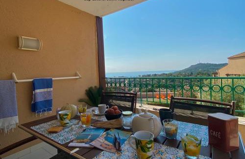 Cap Esterel Apartamento | "Location Vue MER et ESTEREL", Cap Estérel Agay-Saint Raphaël, T2, piscines, parking, wifi
