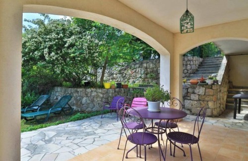 Le Bar-sur-Loup Apartamento | Locations-06 LA PASCALINE 30mn NICE CANNES ANTIBES.300m riviere. DOGS OK.