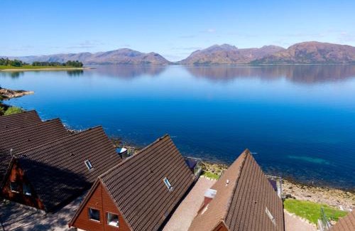 Kentallen Casa | Loch Linnhe Waterfront Lodges with Hot Tubs