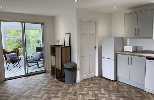 Tarbet Cabaña | Loch Lomond holiday cottage, stunning views, weekly discounts available