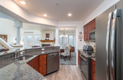 Sunday River Area Casa | Locke Mountain J-3 | 5 Bed, 3.5 Bath